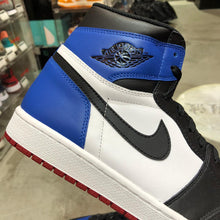 Load image into Gallery viewer, DS 2016' Air Jordan 1s Top 3