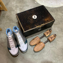 Load image into Gallery viewer, DS 2008' Nike Air Jordan 23 TITANIUM UNC