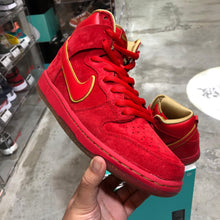 Load image into Gallery viewer, DS 2014&#39; Nike Dunk High Pro SB CNY