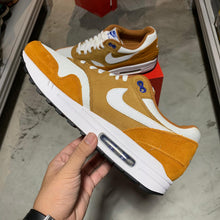 Load image into Gallery viewer, DS 2018&#39; Nike Air Max 1 CURRY