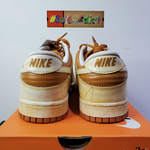 Load image into Gallery viewer, DS 2010&#39; Nike Dunk Low VNTG &quot;CURRY&quot;