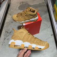 Load image into Gallery viewer, DS 2017&#39; Nike Air More UPTEMPO FLAX