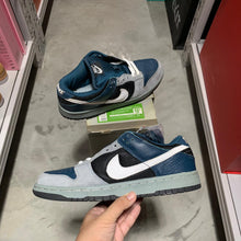 Load image into Gallery viewer, DS 2003&#39; Nike Dunk Low Pro SB FUTURA