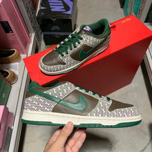 Load image into Gallery viewer, SAMPLE VP DS 2004&#39; Nike Dunk Low DEEP FOREST MOCHA
