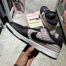 Load image into Gallery viewer, DS 2005&#39; Nike Dunk Low Pro SB PURPLE AVENGER