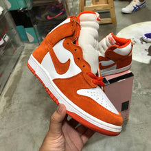Load image into Gallery viewer, DS 2005&#39; Nike Dunk High Pro SB SYRACUSE &quot;BE TRUE TO YOUR SCHOOL&quot;