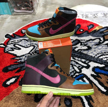 Load image into Gallery viewer, DS 2005&#39; Nike Dunk High UNDEFEATED