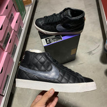 Load image into Gallery viewer, DS 2006&#39; Nike SB Blazer SUPREME