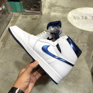 DS 2016' Nike Air Jordan 1s Metallic Navy