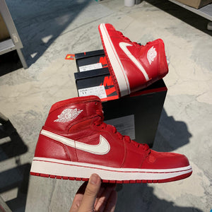DS 2014' Nike Air Jordan 1s GYM RED