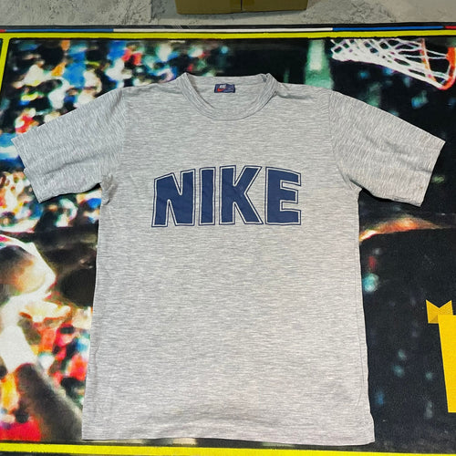 1980s Vintage Original BIG NIKE TEE GEORGETOWN