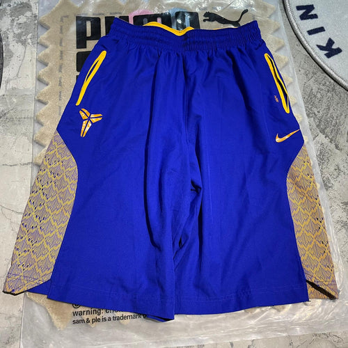 2013' DEADSTOCK NIKE KOBE LAKERS SHORTS