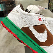 Load image into Gallery viewer, DS 2004&#39; Nike Dunk Low Pro SB CALIFORNIA