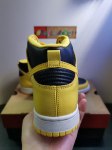 DS 1999' Nike Dunk High LE Goldenrod "WUTANG"