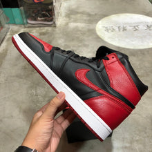 Load image into Gallery viewer, DS 2016&#39; Nike Air Jordan 1s &quot;Banned&quot;