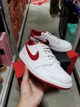 Load image into Gallery viewer, DS 2015&#39; Nike Air Jordan 1s Low WHITE VARSITY RED