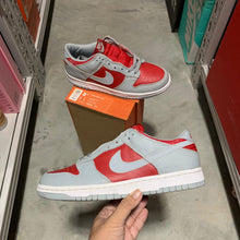 Load image into Gallery viewer, DS 1999&#39; Nike Dunk Low Cojp &quot;Ultraman&quot;