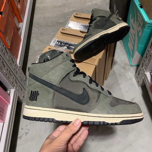 DS 2013' Nike Dunk High UNDEFEATED