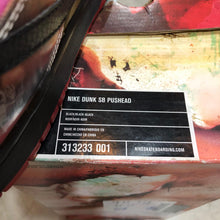 Load image into Gallery viewer, DS 2005&#39; Nike Dunk Low Pro SB PUSHEAD 1