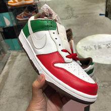 Load image into Gallery viewer, DS 2005&#39; Nike Dunk Low Pro SB CINCO DE MAYO
