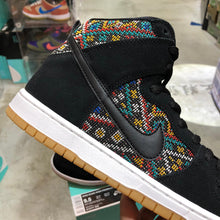 Load image into Gallery viewer, DS 2016&#39; Nike Dunk High Pro SB AZTEC GEOMETRY