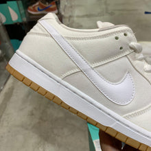 Load image into Gallery viewer, DS 2015&#39; Retro Nike Dunk Low Pro SB TOKYO