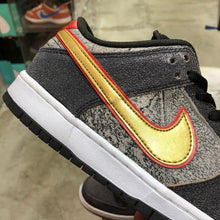 Load image into Gallery viewer, DS 2014&#39; Nike Dunk Low Pro SB BEIJING