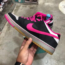 Load image into Gallery viewer, DS 2014&#39; Nike Dunk Low Pro SB DISPOSABLE