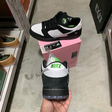 Load image into Gallery viewer, DS 2019&#39; Nike Dunk Low Pro SB PANDA PIGEON