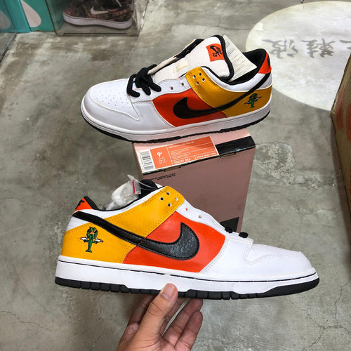 DS 2005' Nike Dunk Low Pro SB RAYGUN HOME