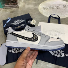 Load image into Gallery viewer, DS 2020&#39; Air Jordan 1s x DIOR