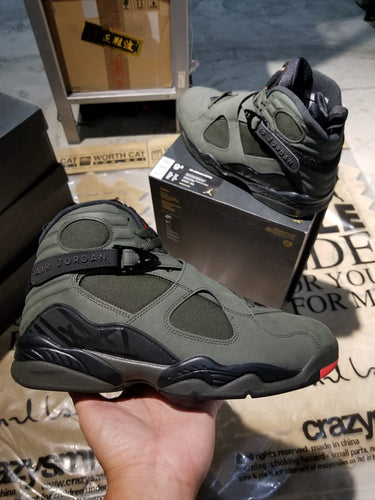 DS 2017' Air Jordan 8s TAKE FLIGHT UNDEFEATED