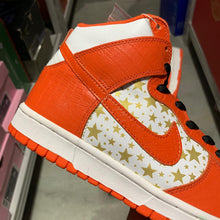 Load image into Gallery viewer, DS 2003&#39; Nike Dunk High Pro SB SUPREME ORANGE