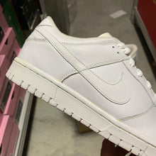 Load image into Gallery viewer, DS 2003&#39; Nike Dunk Low WHITE LT GRAPHITE