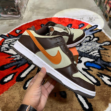 Load image into Gallery viewer, DS 2002&#39; Nike Dunk Low Pro B LIGHT STONE MESA ORANGE