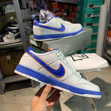 Load image into Gallery viewer, DS 2004&#39; Nike Dunk Low Pro SB MEDICOM 1