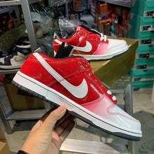 Load image into Gallery viewer, DS 2007&#39; Nike Dunk Low Pro SB EUWAHARA E.T