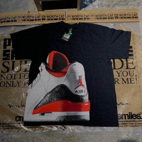 DS 2003'-2004' Vintage Nike Air Jordan 3s III FIRE RED Shoes Graphic T-Shirt