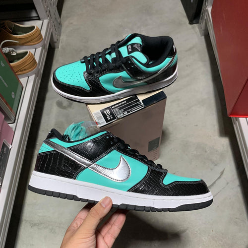 DS 2005' Nike Dunk Low Pro SB DIAMOND SUPPLY CO. TIFFANY