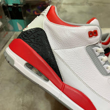 Load image into Gallery viewer, DS 2013&#39; Nike Air Jordan 3s FIRE RED