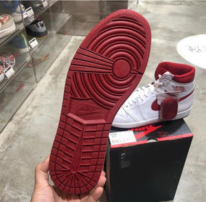 DS 2017' Nike Air Jordan 1s Metallic Red
