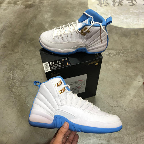 DS 2016' Nike Air Jordan 12s UNC