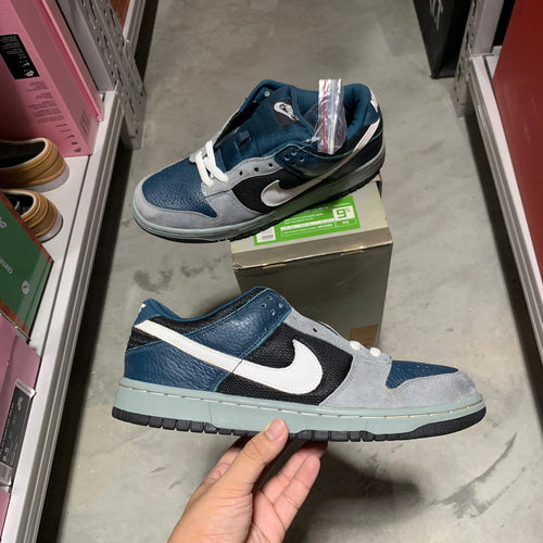 DS 2003' Nike Dunk Low Pro SB FUTURA